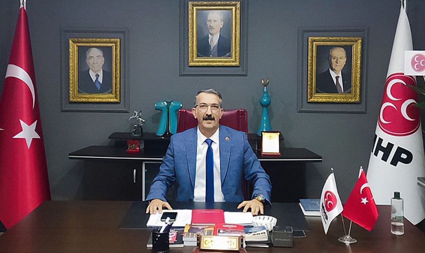 MHP Atakum İlçe Başkanı Ahmet Hatinoğlu'ndan Yeni Yıl Mesajı: '2025, Atakum İçin Huzur ve Kalkınma Yılı Olsun'