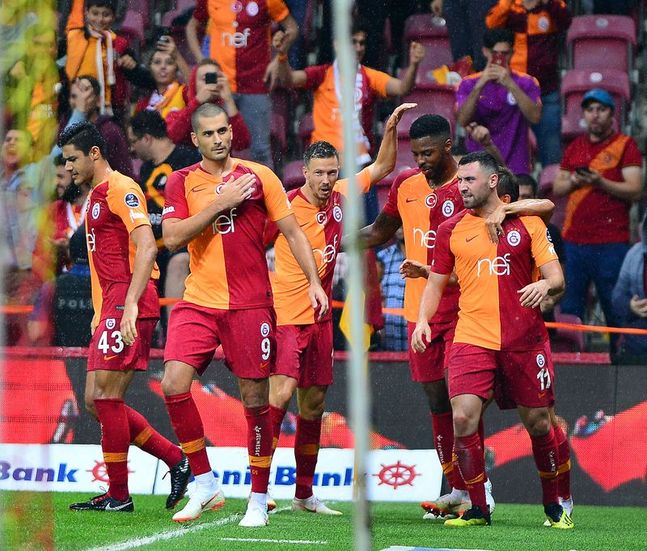 2&#039;inci Yarıda Coşan Bir Galatasaray Var!