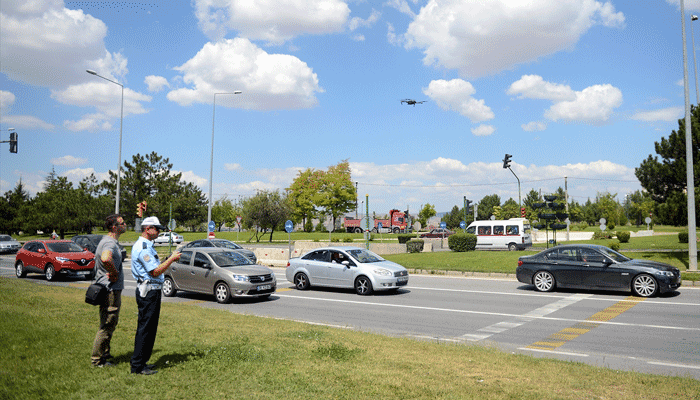 Radardan Kaçmak İçin Yapmadıkları Kalmadı!