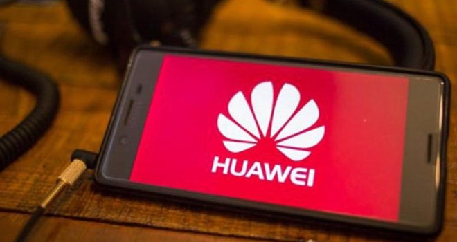 Huawei'ye bir darbe daha!