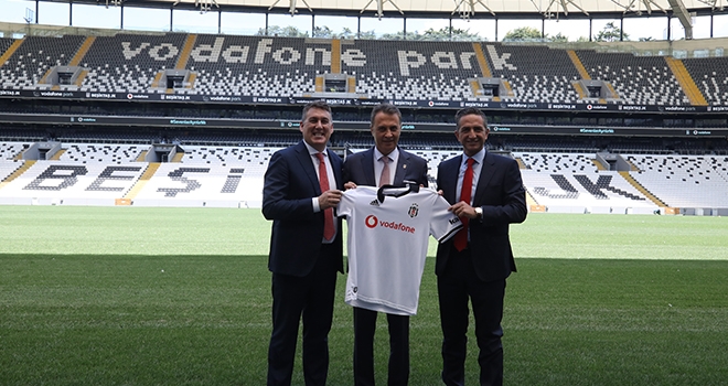 Vodafone Türkiye İle Beşiktaş Jk Arasında 36 Milyon Tl'Lik İmza