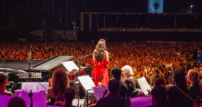 Bodrum Müzik Festivali'nde Karsu İle Senfoink Bir Akşam