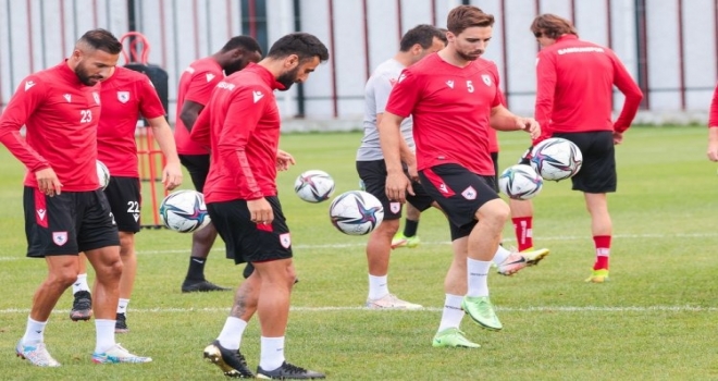 Samsunspor'da sakatlıklar bel büküyor