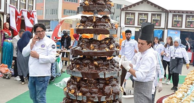 Usta Şeflerin Çikoalta Defilesi CNR Food İstanbul'a Damgasını Vuracak