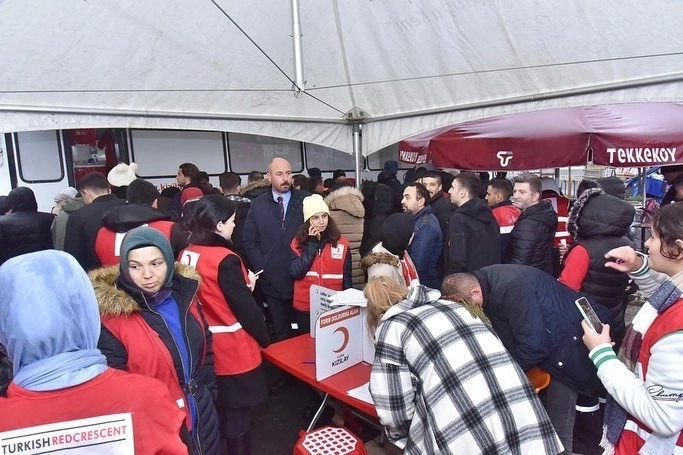 Tekkeköy’den depremzedeye kan bağışı seferberliği